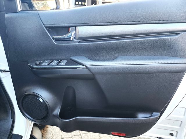 2022 Toyota Hilux 2.8 GD-6 Raised Body Legend RS Auto Double-Cab, photo 5