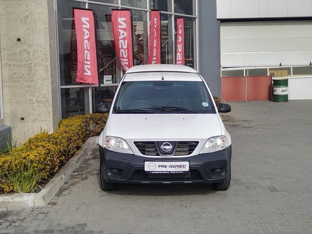 2023 Nissan NP200 1.6 A/C Safety Pack, photo 2