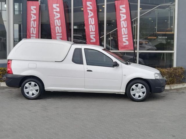 2023 Nissan NP200 1.6 A/C Safety Pack, photo 4