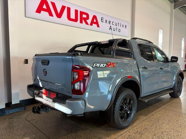 2022 Nissan Navara 2.5 DDTi PRO-2X Auto Double-Cab, photo 2