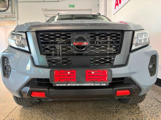 2022 Nissan Navara 2.5 DDTi PRO-2X Auto Double-Cab, photo 4
