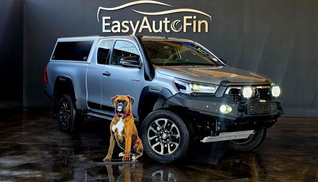 2023 Toyota Hilux 2.8 GD-6 Raised Body Legend 4x4 Auto Extended Cab