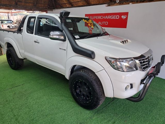 2012 Toyota Hilux 3.0 D-4D Raider Xtra-Cab