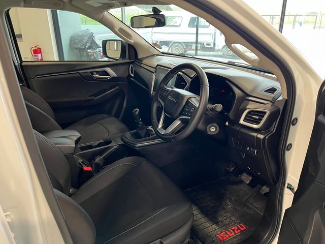 2026 Isuzu D-Max 1.9 DDI HR LS Double-Cab, photo 3