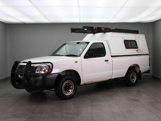 2016 Nissan NP300 2.0i LWB Single-Cab