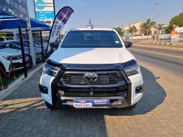 2022 Toyota Hilux 2.8 GD-6 Raised Body Legend Auto Double-Cab, photo 2