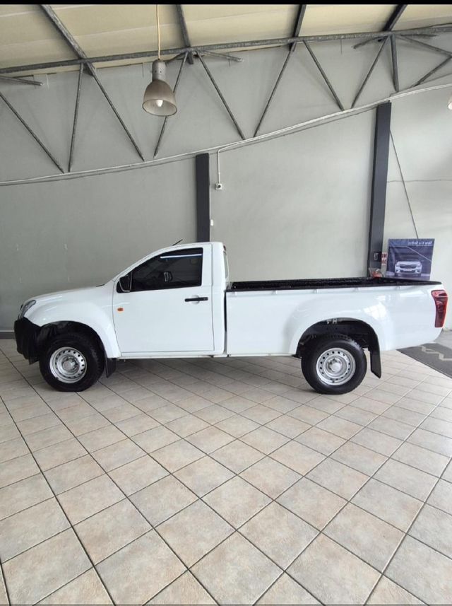 2025 Isuzu D-Max 250C Fleetside Single-Cab, photo 5