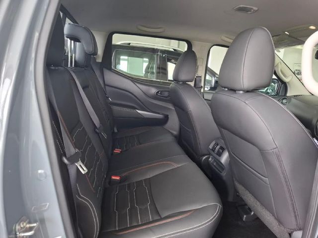 2026 Nissan Navara 2.5 DDTi PRO-2X Auto Double-Cab, photo 5