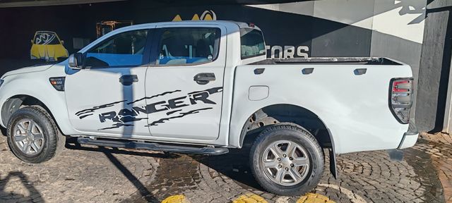 2015 Ford Ranger 2.2 TDCi XLT Double-Cab, photo 3