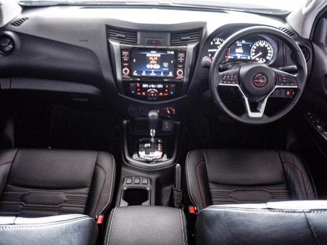 2025 Nissan Navara 2.5DDTi PRO-4X Warrior 4x4 Double-Cab Auto, photo 2