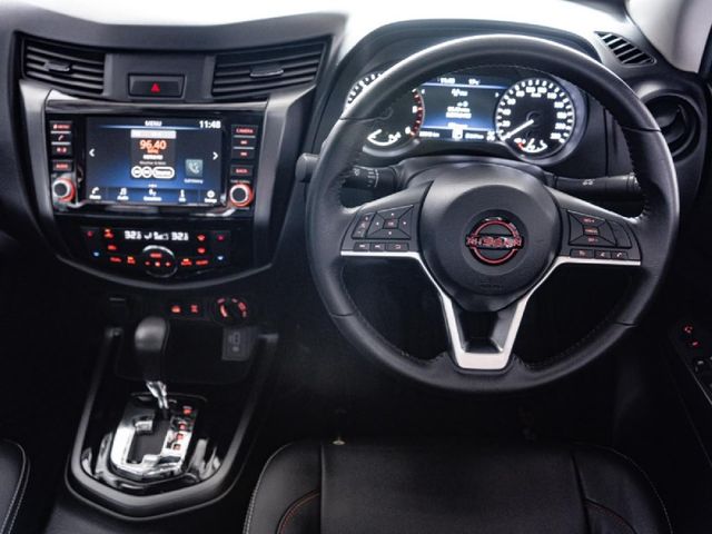 2025 Nissan Navara 2.5DDTi PRO-4X Warrior 4x4 Double-Cab Auto, photo 3