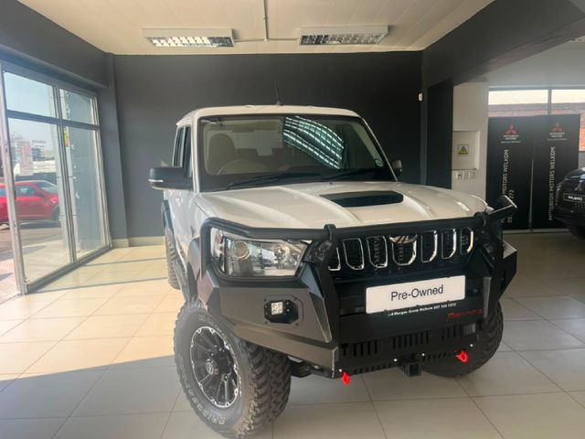 2025 Mahindra Pik Up 2.2 mHawk S11 Dew 4x4 Auto Double-Cab