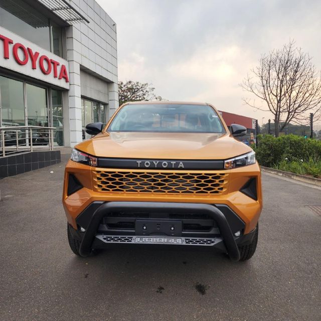 2026 Toyota Hilux 2.8 GD-6 RB SRX 4x4 Auto Double-Cab, photo 2