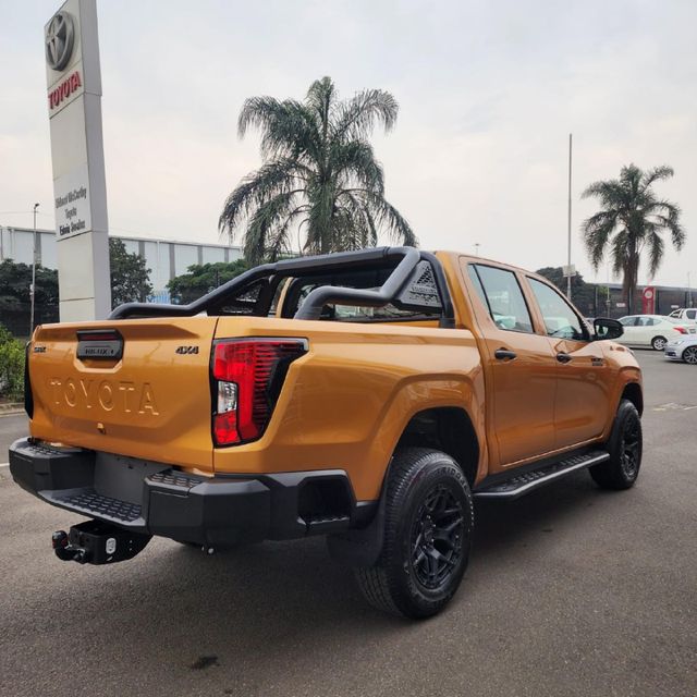 2026 Toyota Hilux 2.8 GD-6 RB SRX 4x4 Auto Double-Cab, photo 4