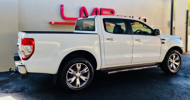 2018 Ford Ranger 3.2 TDCi XLT 4x4 Auto Double-Cab, photo 3