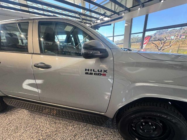 2026 Toyota Hilux 2.8 GD-6 RB SRX 4x4 Auto Double-Cab, photo 5