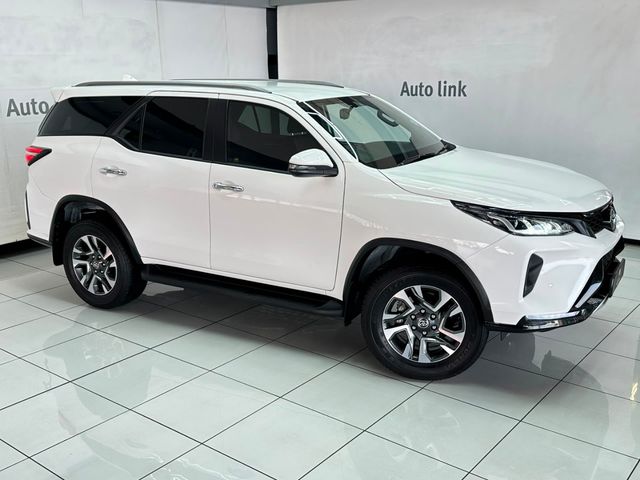 2025 Toyota Fortuner 2.8 GD-6 R/B Auto, photo 2