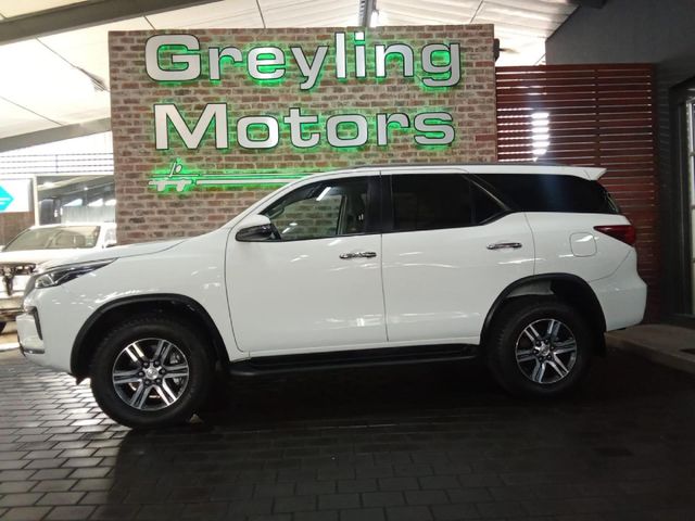 2022 Toyota Fortuner 2.4 GD-6 Raised Body, photo 3