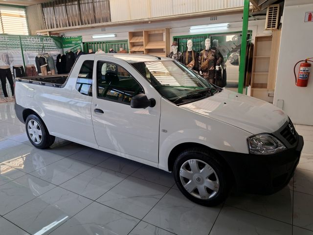 2022 Nissan NP200 1.6, photo 4