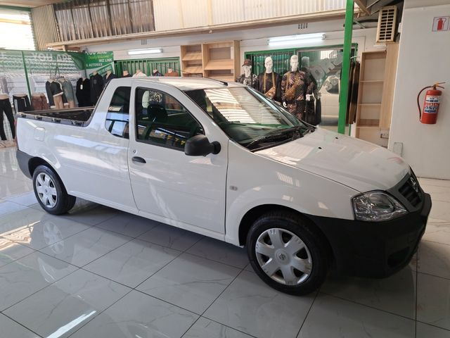 2022 Nissan NP200 1.6, photo 5