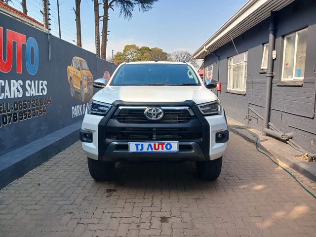 2023 Toyota Hilux 2.8 GD-6 Raised Body Raider Auto Double-Cab, photo 2