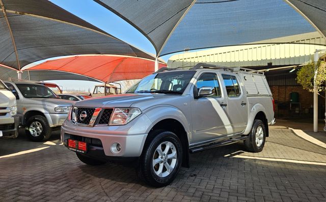 2006 Nissan Navara 2.5 dCi 4x4 Double-Cab, photo 5