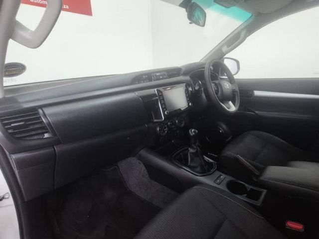 2022 Toyota Hilux 2.4 GD-6 Raised Body Raider Double-Cab, photo 5