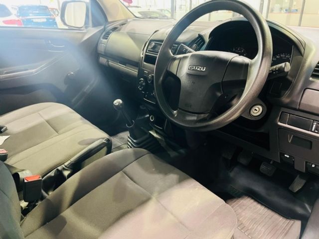 2023 Isuzu D-Max 250C Fleetside Single-Cab, photo 5