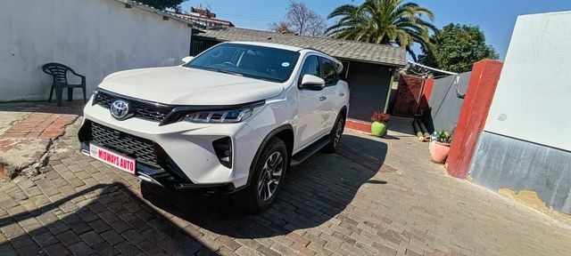 2024 Toyota Fortuner 2.4 GD-6 4x4 Auto, photo 3