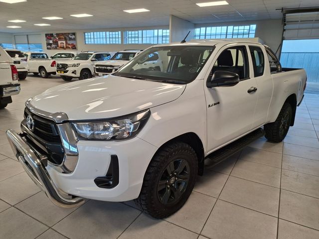 2021 Toyota Hilux 2.4 GD-6 Raised Body Raider Extended Cab, photo 3