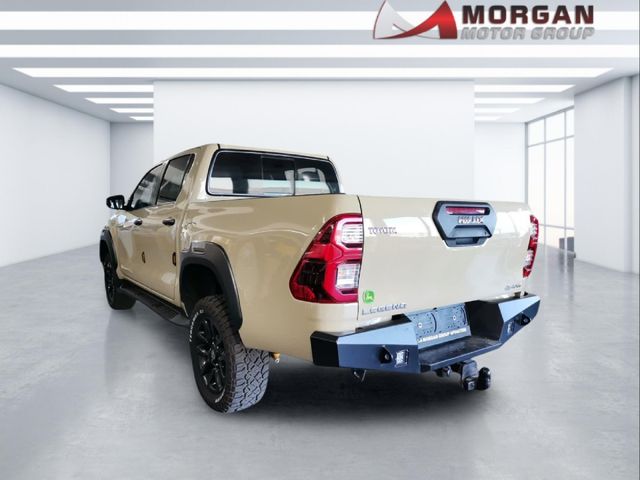 2024 Toyota Hilux 2.8 GD-6 Raised Body Legend 4x4 Auto Double-Cab, photo 5