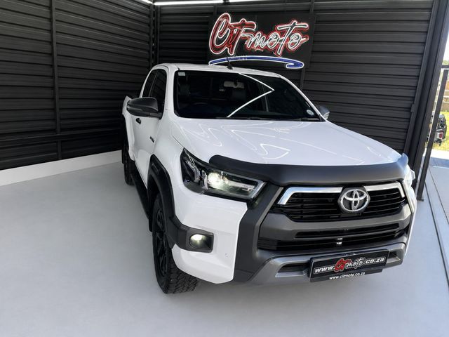 2021 Toyota Hilux 2.8 GD-6 Raised Body Legend 4x4 Auto Extended Cab, photo 4