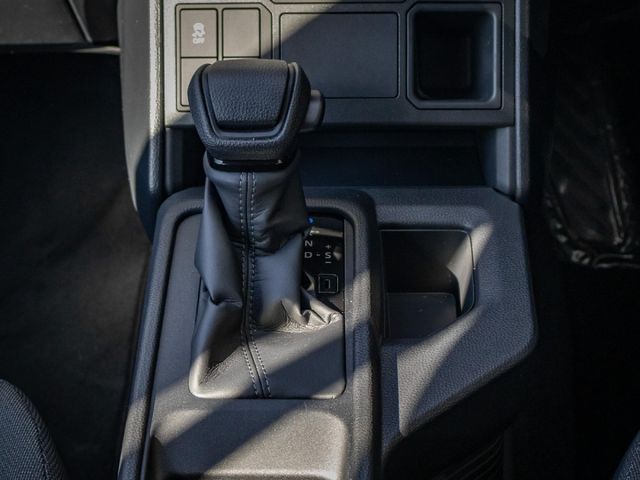 2026 Toyota Hilux 2.8 GD-6 RB SRX Auto Double-Cab, photo 4