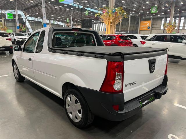 2021 Nissan NP200 1.6 A/C Safety Pack, photo 5