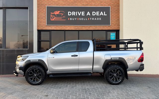 2022 Toyota Hilux 2.8 GD-6 Raised Body Legend Auto Extended Cab, photo 4