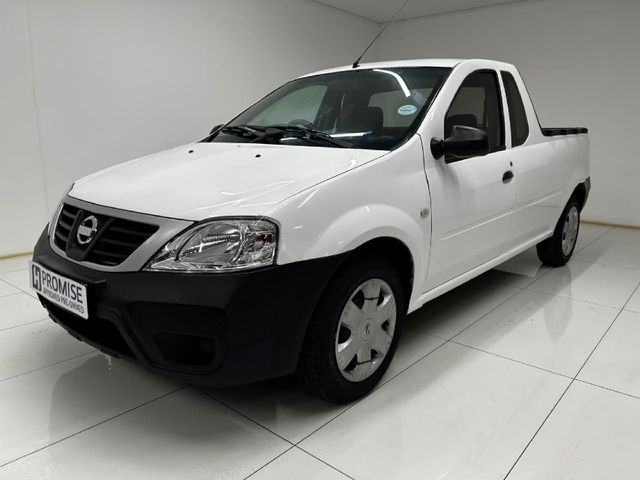 2021 Nissan NP200 1.6 A/C Safety Pack