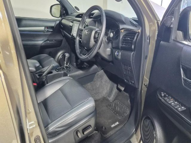2024 Toyota Hilux 2.8 GD-6 Raised Body Legend Auto Double-Cab, photo 4