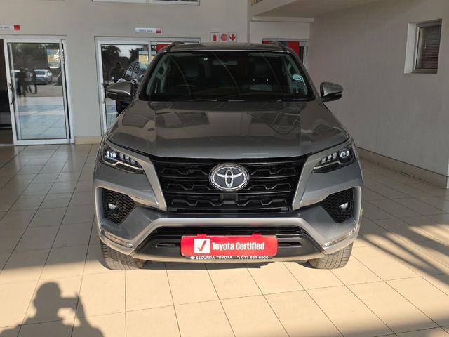 2022 Toyota Fortuner 2.4 GD-6 Raised Body, photo 2