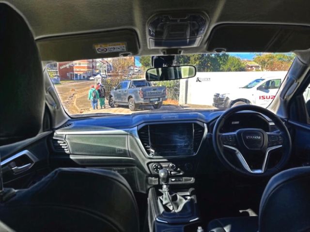 2026 Isuzu D-Max 1.9 DDI HR LS Double-Cab, photo 3