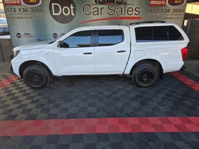 2025 Nissan Navara 2.5D XE Double-Cab, photo 4