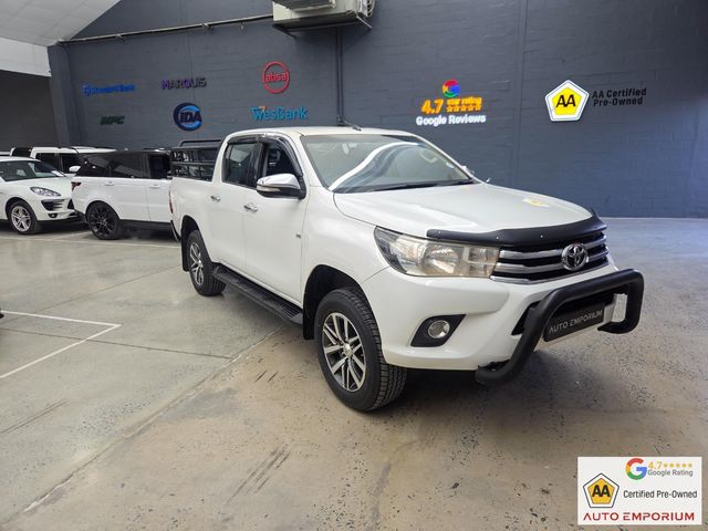 2016 Toyota Hilux 4.0 V6 Raider 4x4 Double-Cab Auto, photo 5