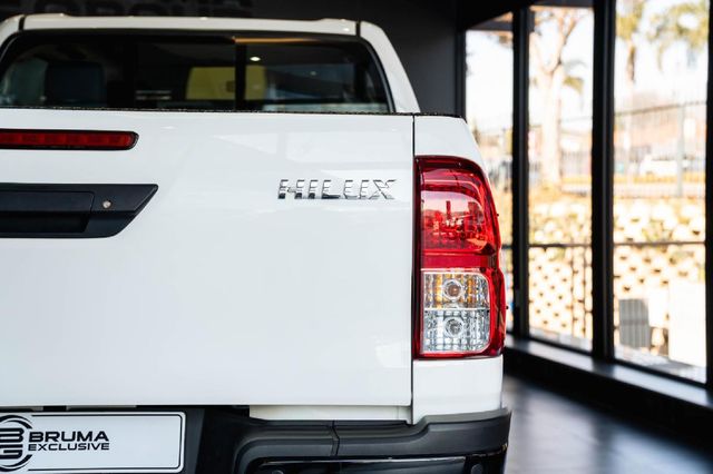 2025 Toyota Hilux 2.4 GD-6 Raised Body Raider Auto Double-Cab, photo 4