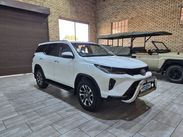 2024 Toyota Fortuner 2.4 GD-6 4x4 Auto, photo 3