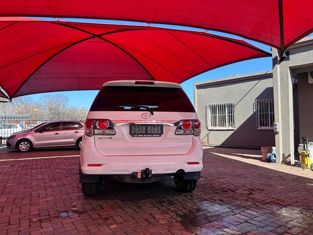 2011 Toyota Fortuner 3 litre D4D raised body heritage, photo 5