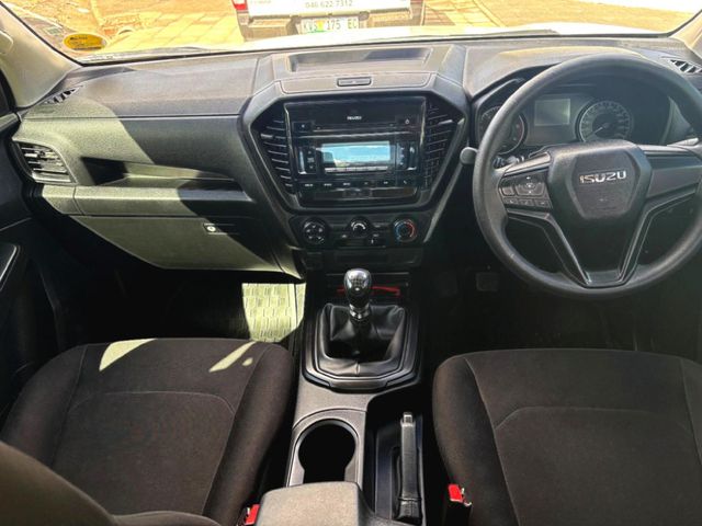 2026 Isuzu D-Max 1.9 DDI HR L Double-Cab, photo 4