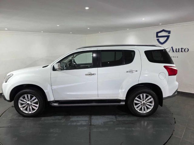 2019 Isuzu Mu-x 3.0D Auto, photo 5
