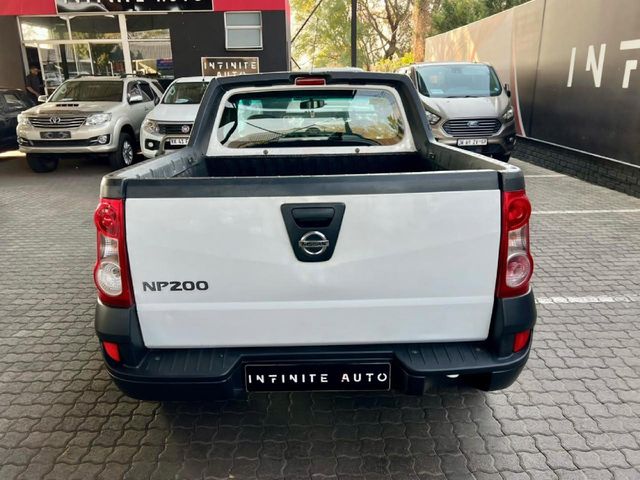 2014 Nissan NP200 1.6, photo 5