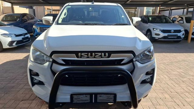 2022 Isuzu D-Max 3.0 DDI LS 4x4 Auto Double-Cab, photo 2