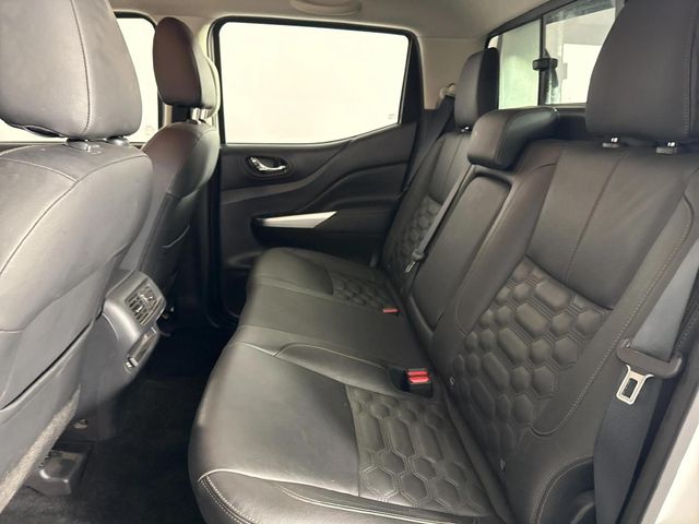 2025 Nissan Navara 2.5 DDTi LE Plus 4X4 Auto Double-Cab, photo 4