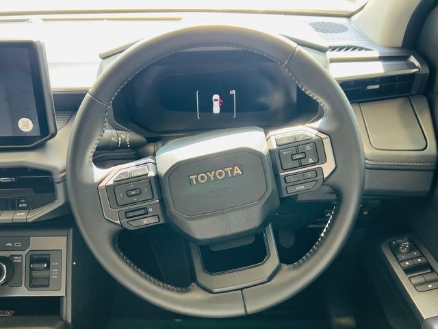 2026 Toyota Hilux 2.8 GD-6 RB, photo 2